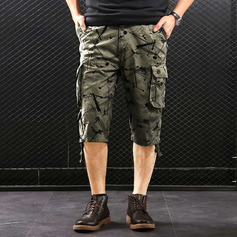 Men Beige Leaf Print Cargo Shorts Mid Length - Image 7