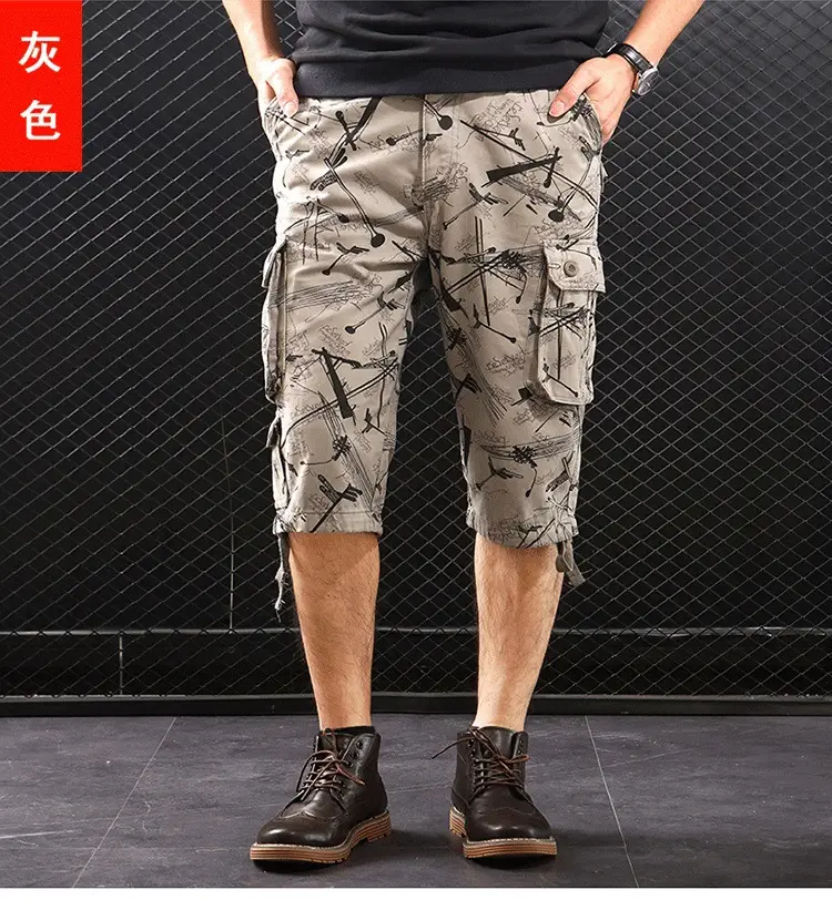 Men Beige Leaf Print Cargo Shorts Mid Length - Image 2