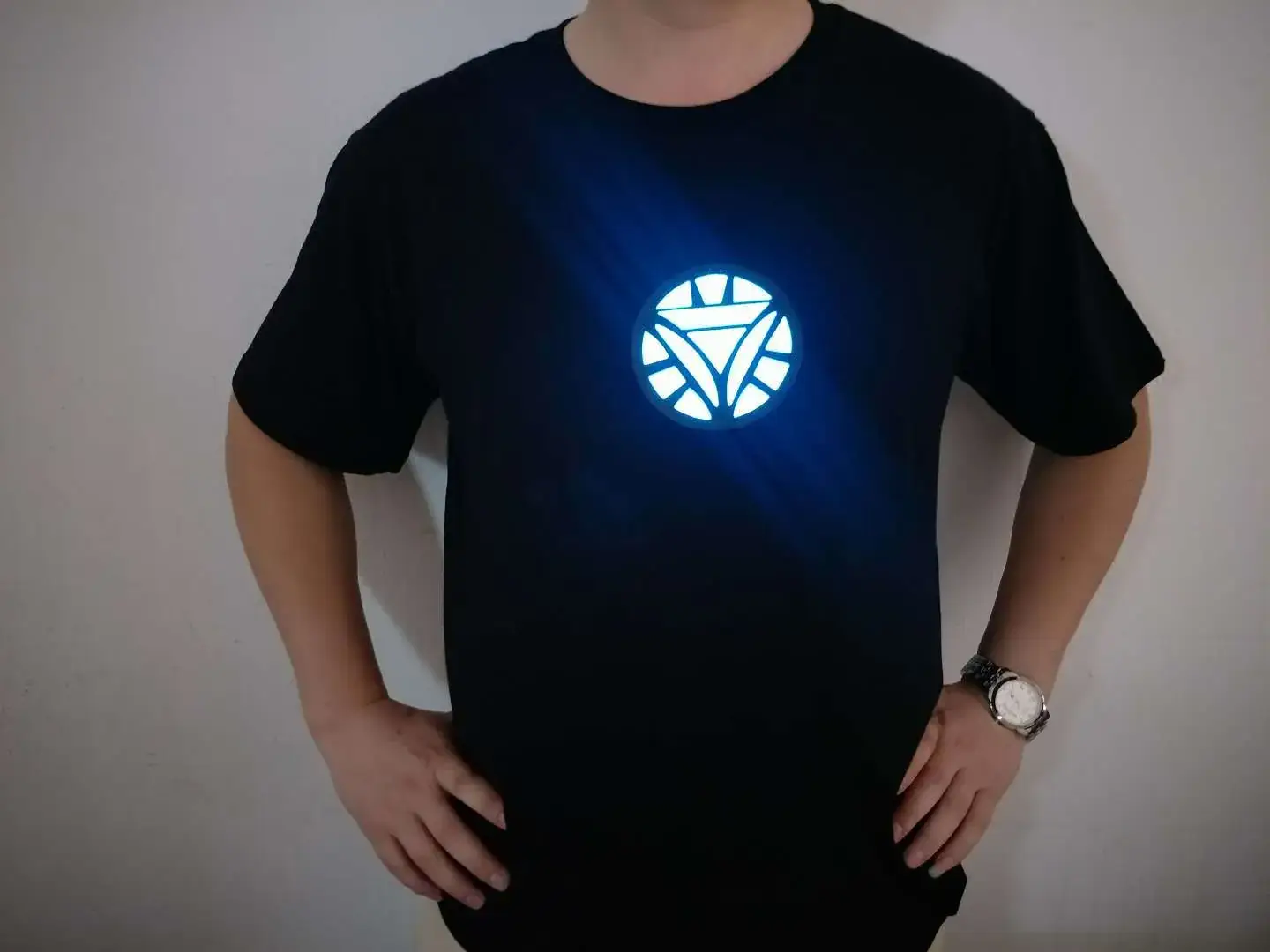 Marvel Iron Man Reactor T-Shirt LED Luminous Student Battle - Image 2