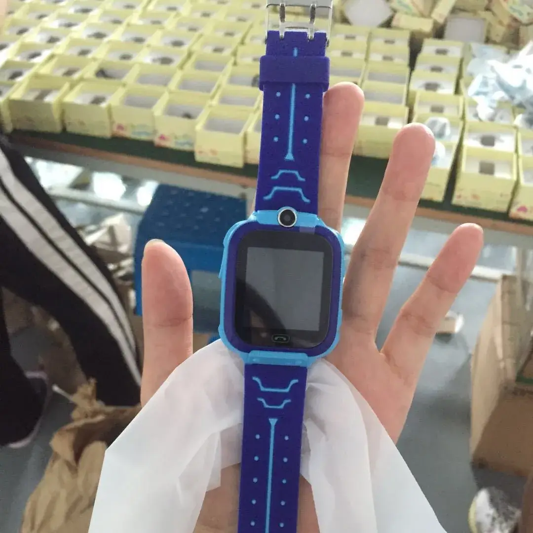 Smart Watch Q12B with SOS & Positioning Camera