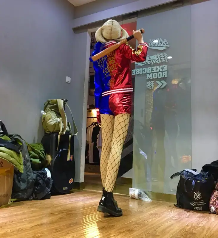Harley Quinn Anime Cosplay Suit Red Blue Shorts — feature 9