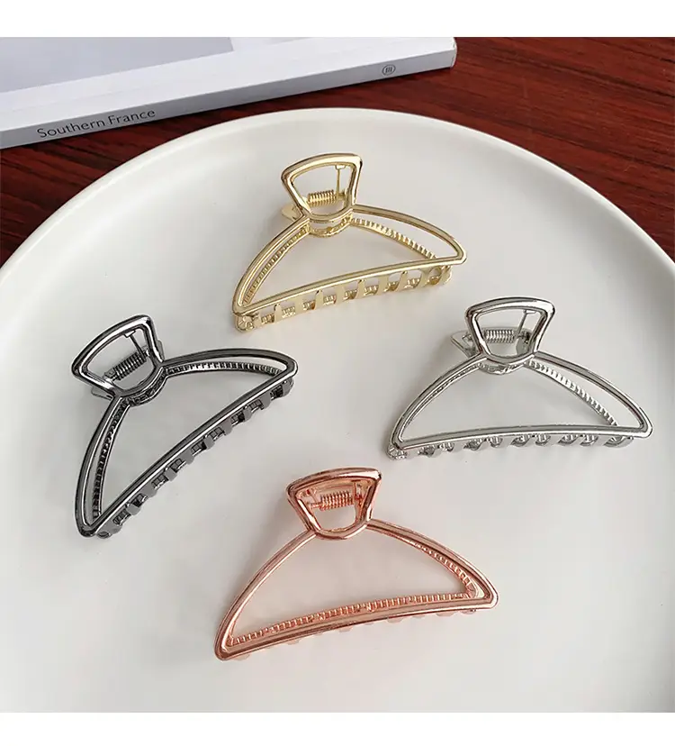 Gold Metal Hairpin Clip Medium Size Geometric Semicircle — feature 12