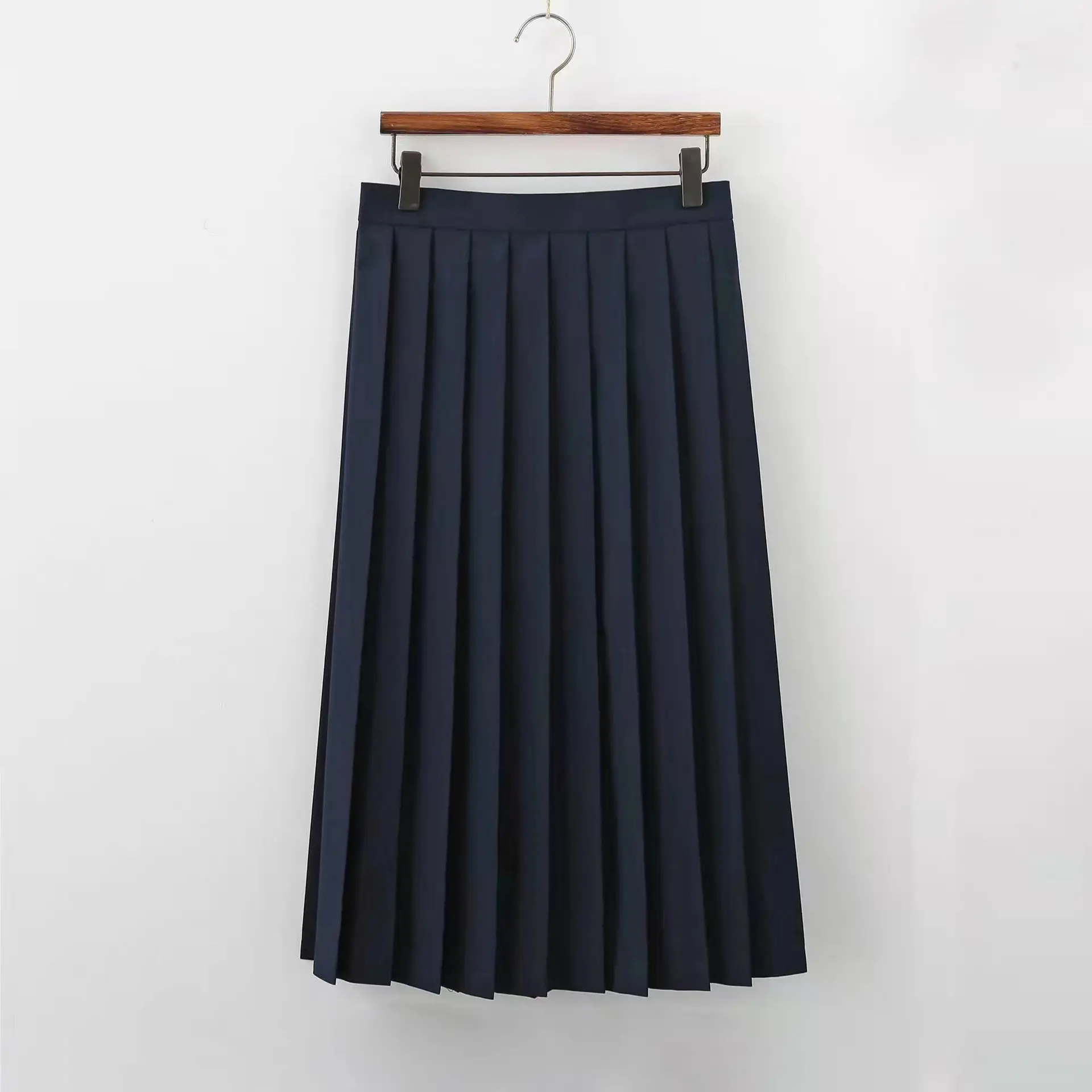 Black Fluffy Pleated Skirt for Women