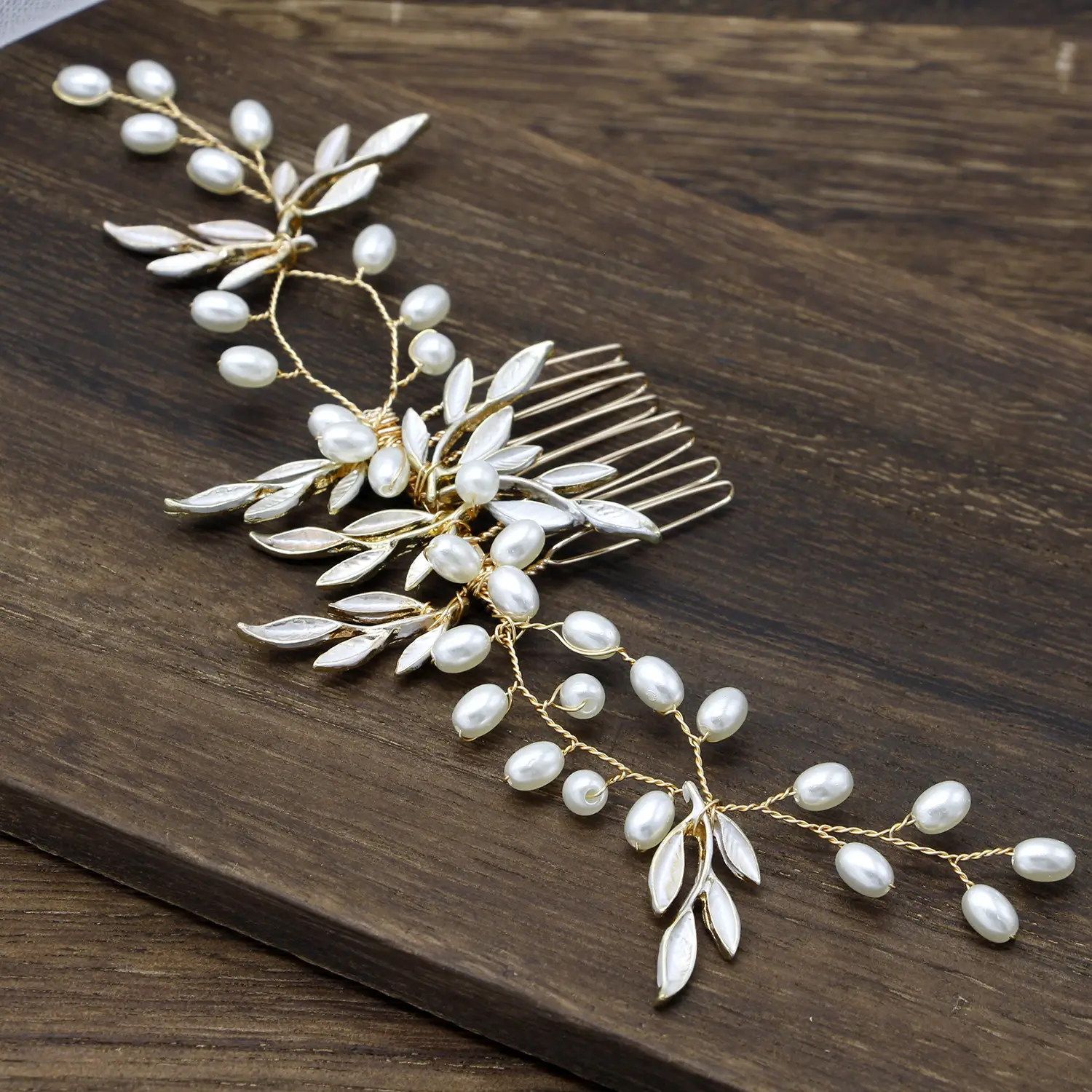 Bridal Hair Comb with Pearl Leaf Design Gold Plated - Image 4