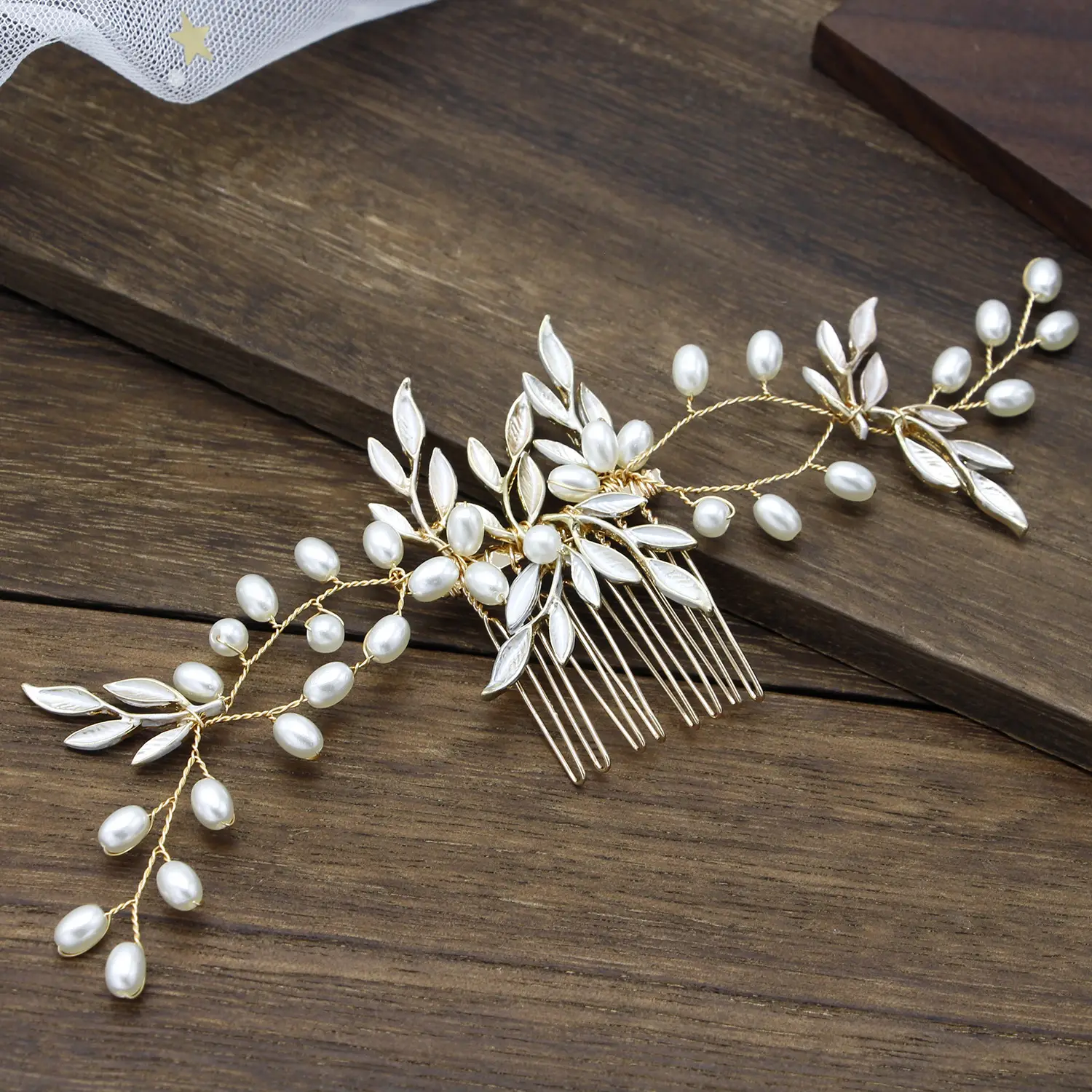 Bridal Hair Comb with Pearl Leaf Design Gold Plated - Image 5
