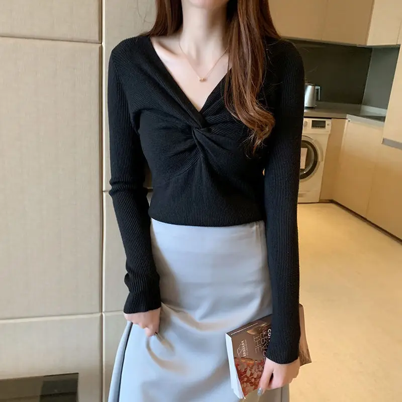 Women Long Sleeve V Neck Sweater Top Maroon Slim Fit