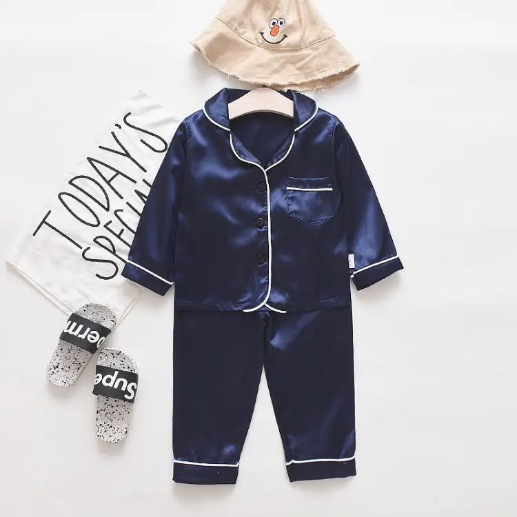 A Set of Satin Fabric Children's Clothing for Boys and Girls, Long-Sleeved Solid Color Pajamas, Home Wear, Parent-Child Matching Outfits, Trendy Style — feature 3