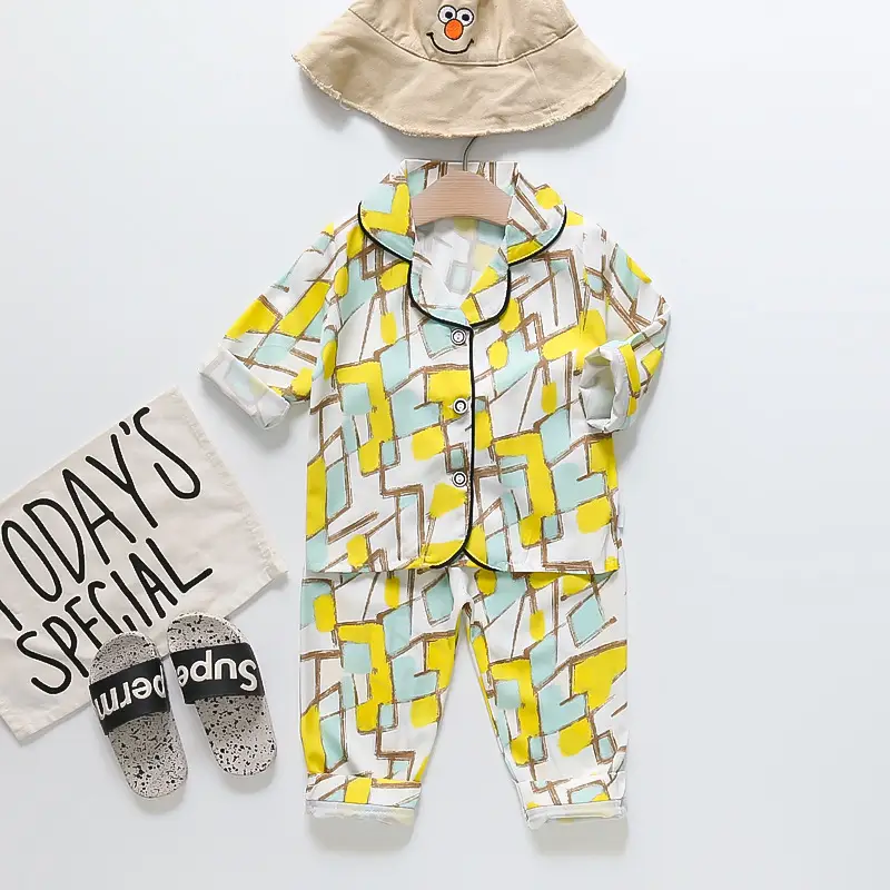 A Set of Satin Fabric Children's Clothing for Boys and Girls, Long-Sleeved Solid Color Pajamas, Home Wear, Parent-Child Matching Outfits, Trendy Style