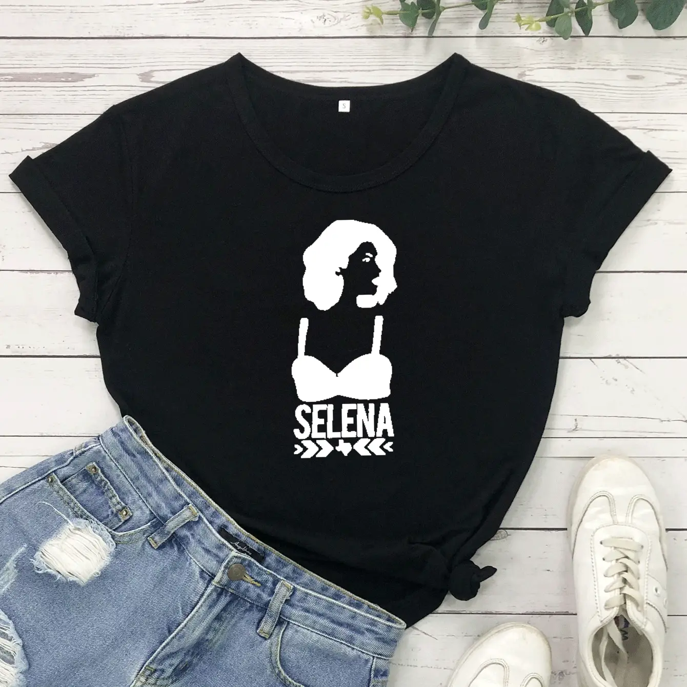 Selena Graphic T-Shirt Maroon Women Men Streetwear - Image 2