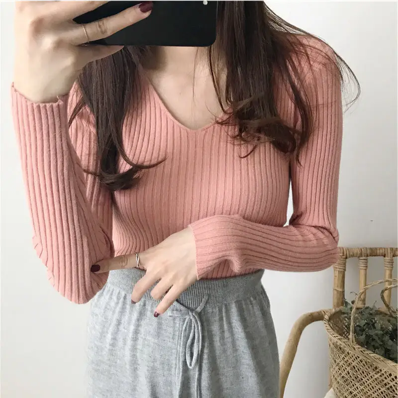 Women Black V-Neck Knit Pullover Sweater - Image 7