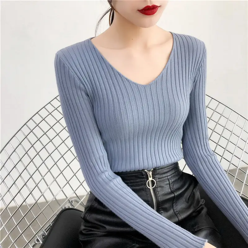 Women Black V-Neck Knit Pullover Sweater - Image 10