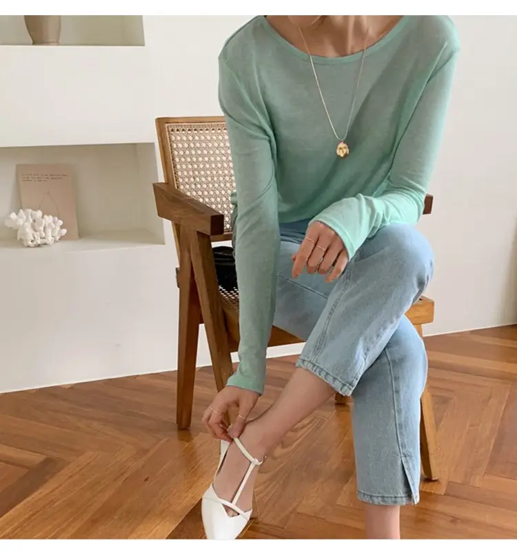 Women's Mint Green Long Sleeve Round Neck T-Shirt — feature 16
