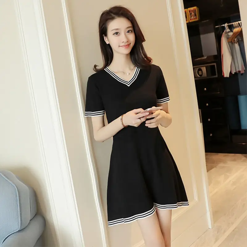 2025 Summer Black V Neck Waist-Cinching Dress Large - Image 2