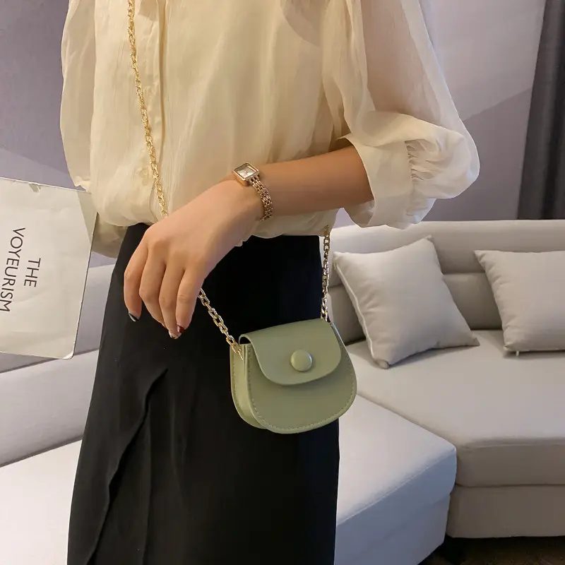 White Shoulder Crossbody Bag with Chain Strap - Image 9