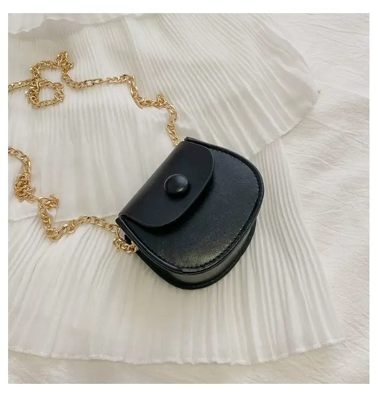 White Shoulder Crossbody Bag with Chain Strap — feature 43