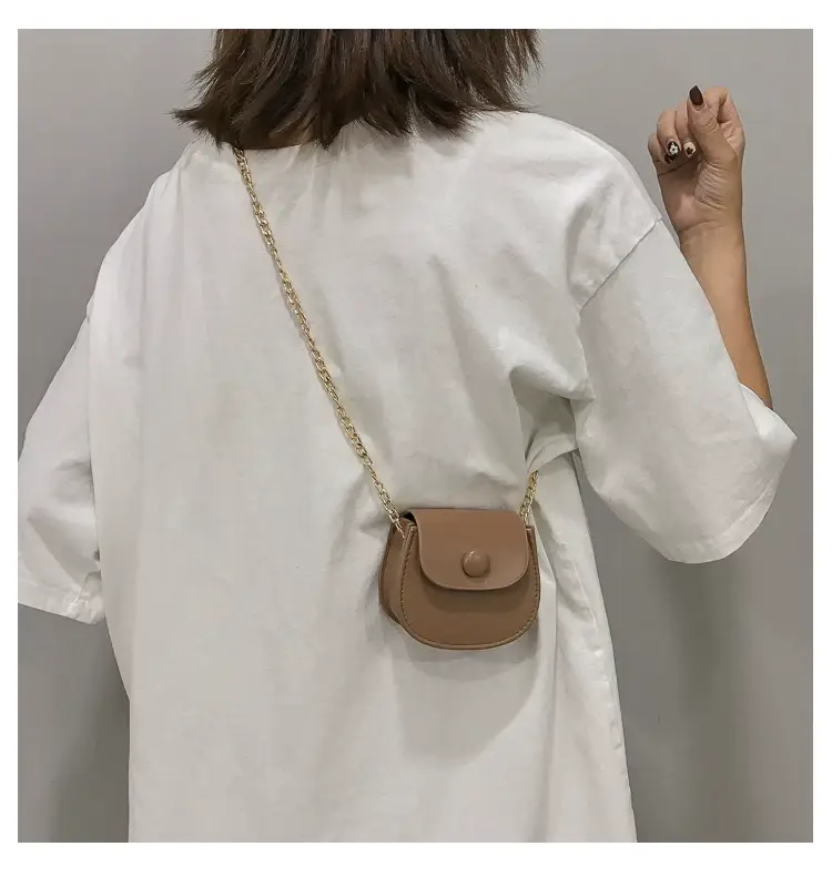 White Shoulder Crossbody Bag with Chain Strap — feature 50