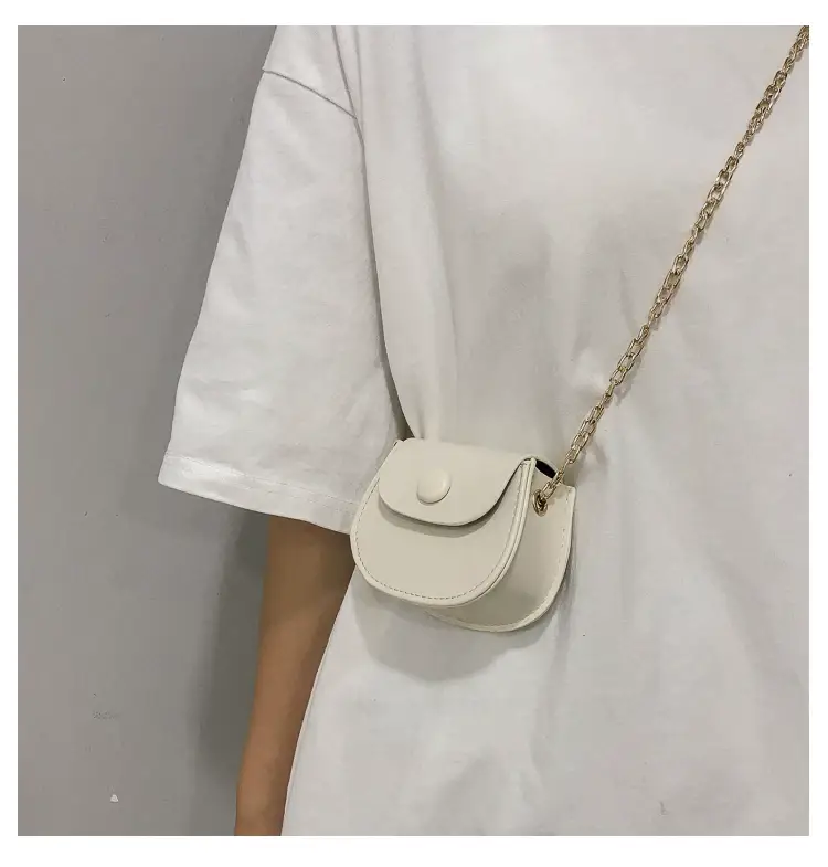 White Shoulder Crossbody Bag with Chain Strap — feature 66