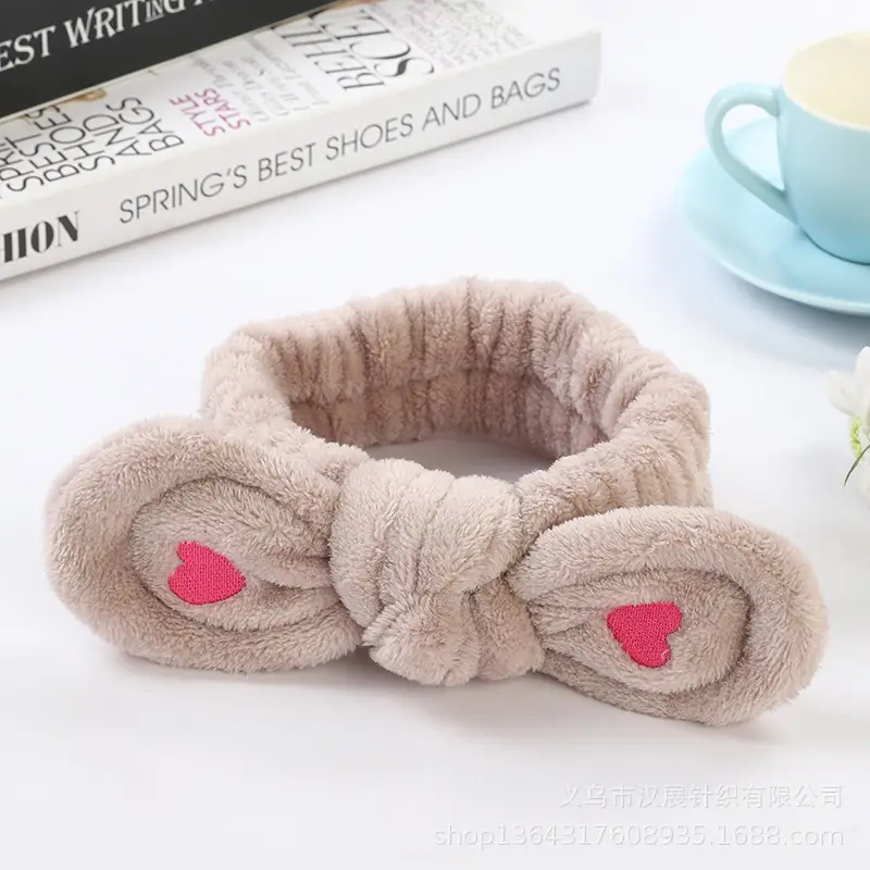 Love Bow Plush Hair Band with Heart Design — feature 8