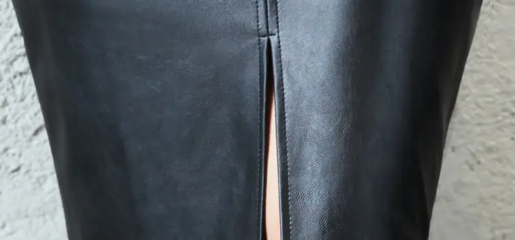 Women Black Leather Hip-Cover Skirt with Slit — feature 11