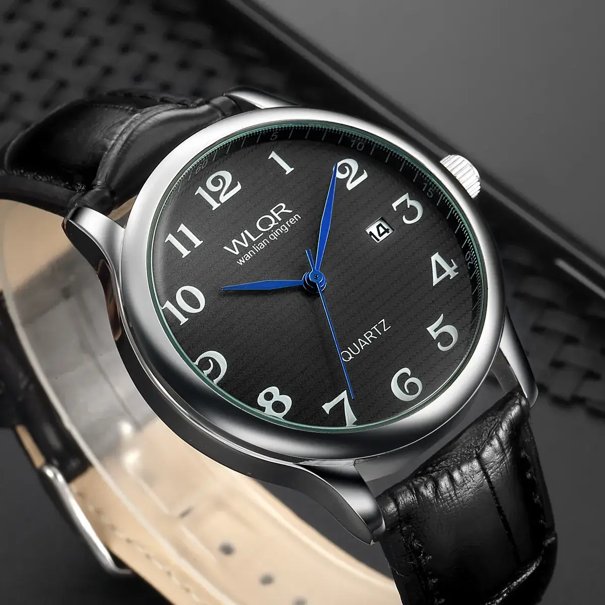 Men's Quartz Watch with Brown Leather Strap - Image 4
