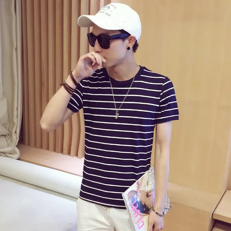 Men Red White Striped Crewneck T-Shirt