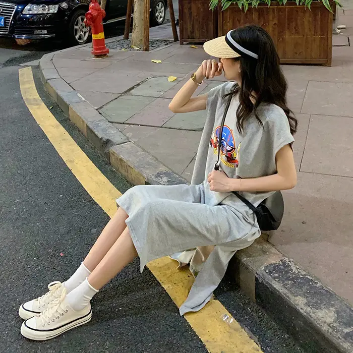 2025 New Korean Style Women's Vest T-Shirt Long Skirt Harajuku Style — feature 1