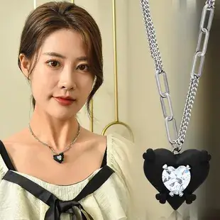 Lucky Clover Zircon Necklace for Women — feature 9