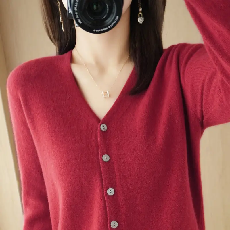 Black V-Neck Knitted Cardigan Women's Loose Base Layer - Image 19