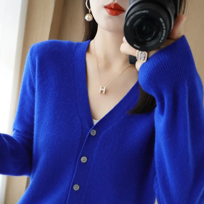 Black V-Neck Knitted Cardigan Women's Loose Base Layer - Image 23