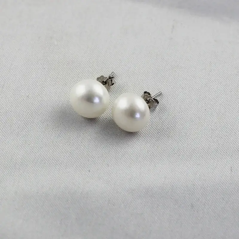 S925 Silver Pearl Earrings for Women - Image 4
