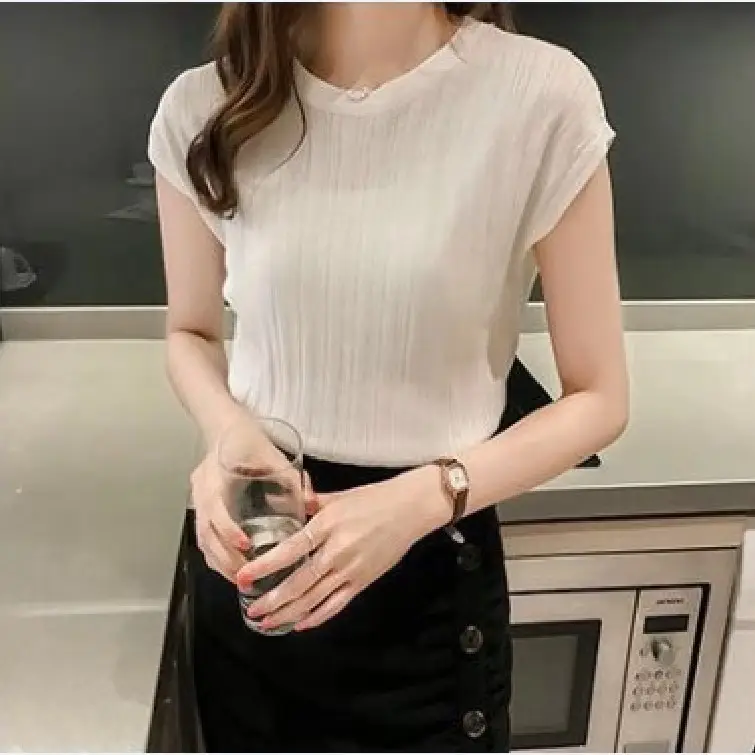 Women Red Knitted Loose T-Shirt Large - Image 3
