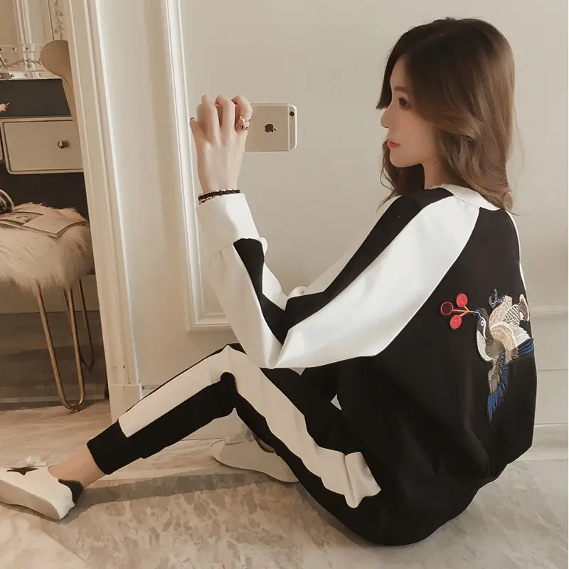 Women Korean Style Embroidered T-Shirt Set 2025 Winter - Image 3