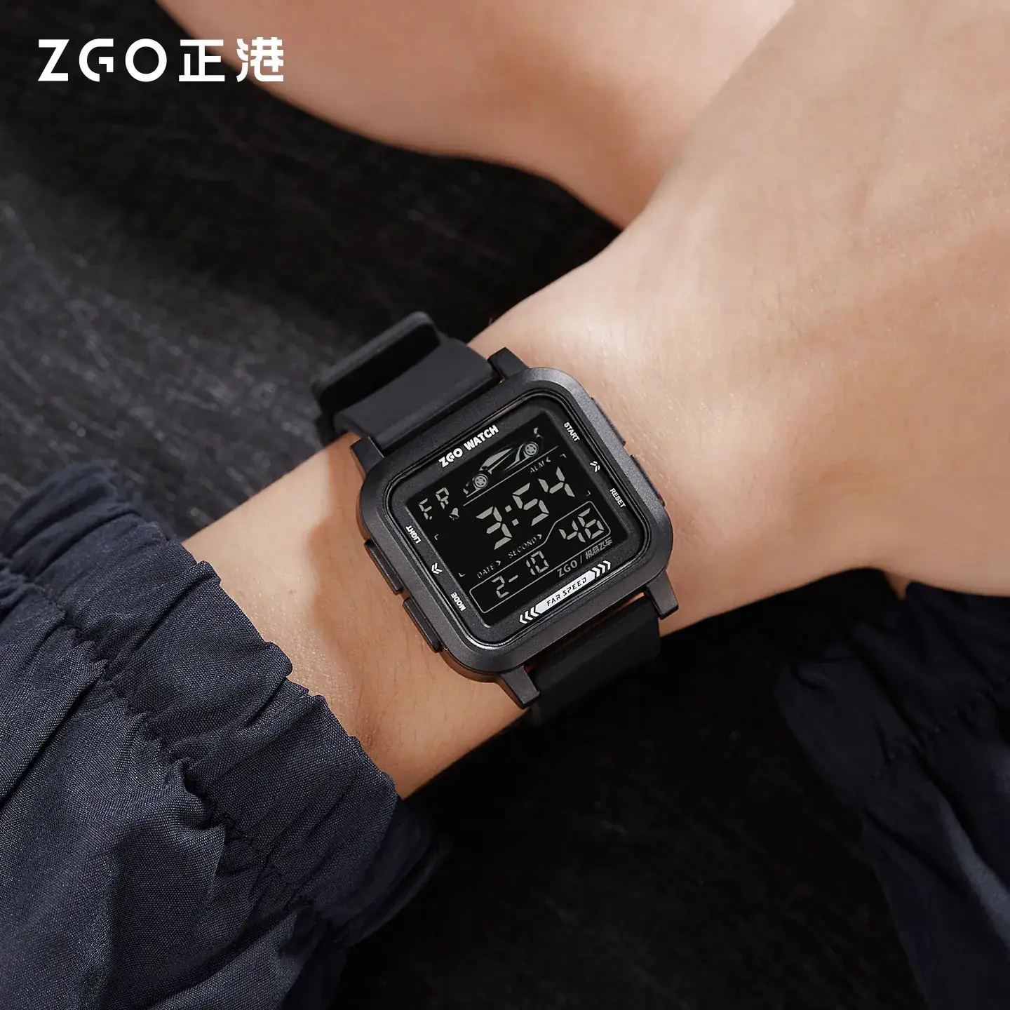 Waterproof Luminous Teen Sports Watch Black - Image 2