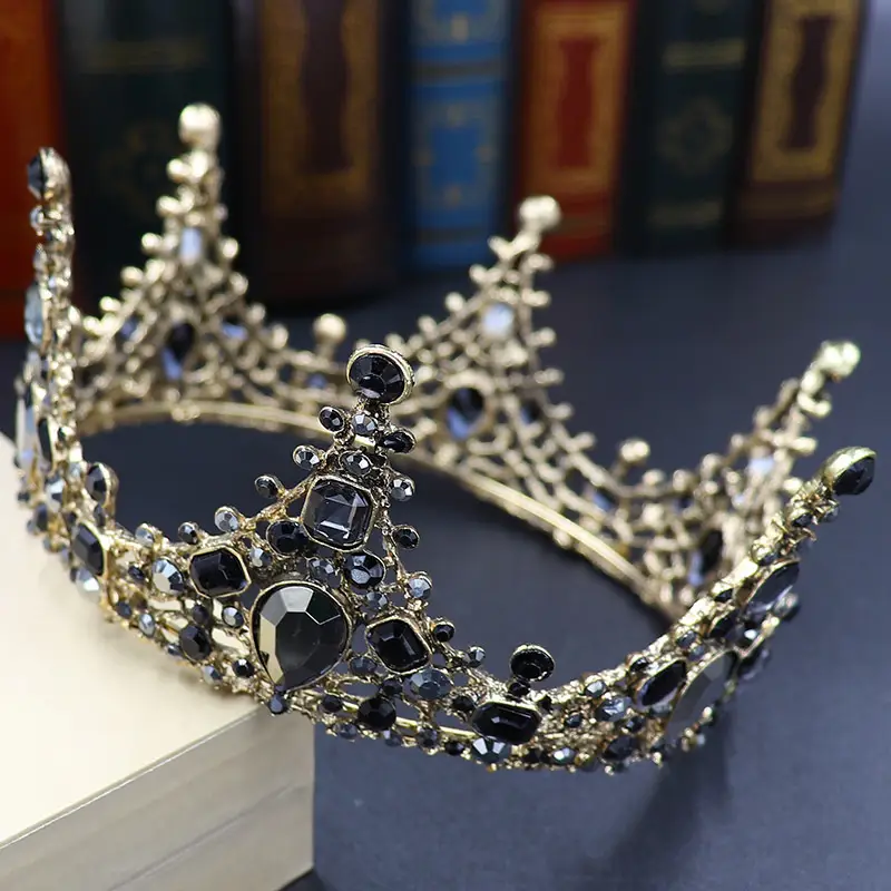 European American Retro Black Rhinestone Full Circle Crown - Image 4