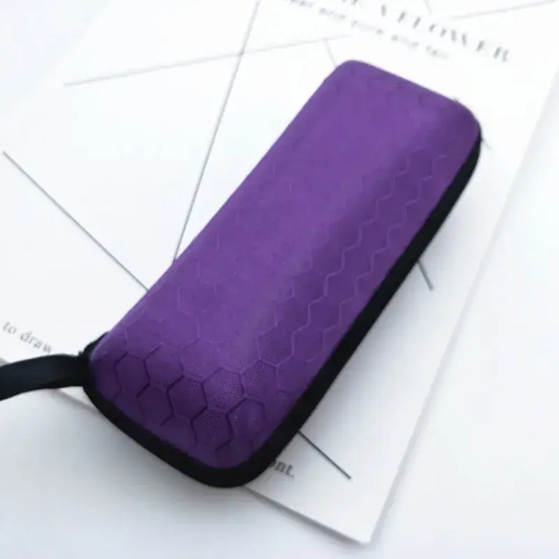 Black Anti-Pressure Zipper Sunglasses Case with Lens Cloth - Image 9