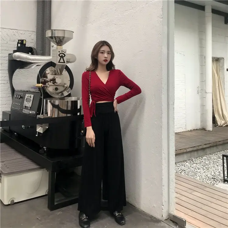 Women Long Sleeve V Neck T-Shirt Slim Fit Black Pants — feature 1