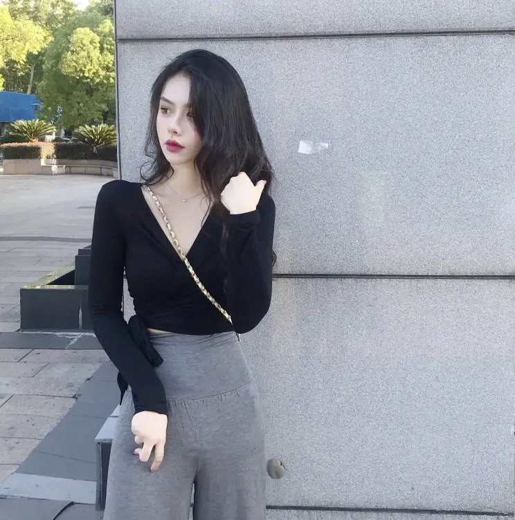 Black Lace-Up Long Sleeve V Neck T-Shirt for Women — feature 15