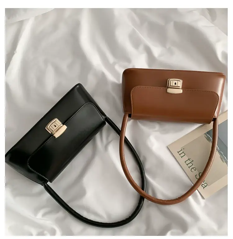 Black Korean Style Women's Shoulder Bag with Gold Clasp — feature 16