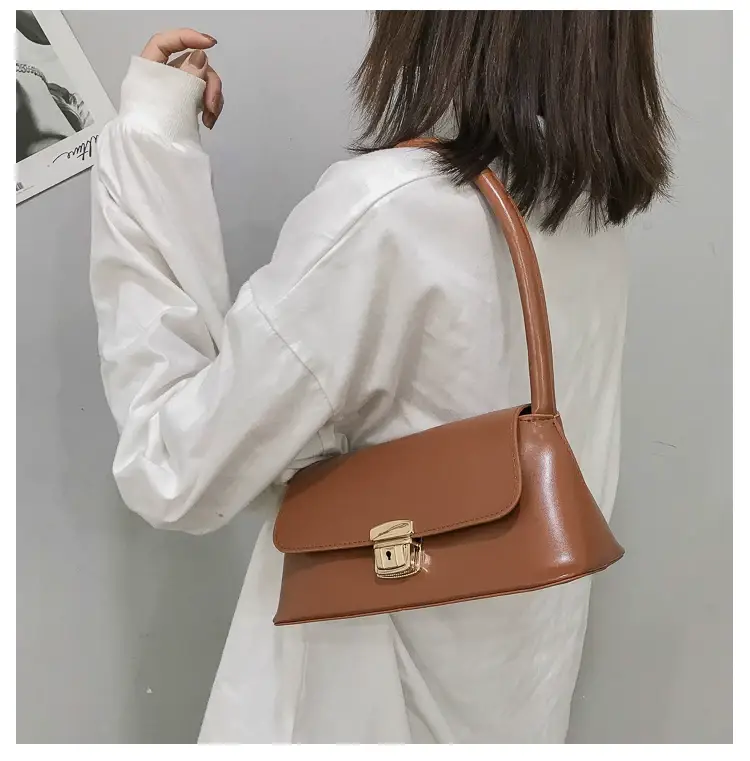 Black Korean Style Women's Shoulder Bag with Gold Clasp — feature 22