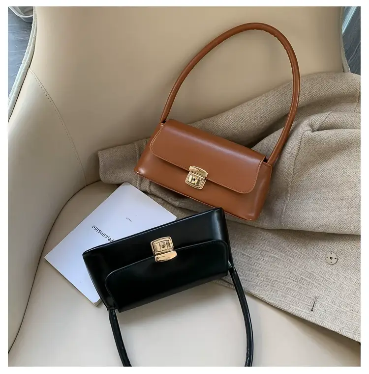Black Korean Style Women's Shoulder Bag with Gold Clasp — feature 5