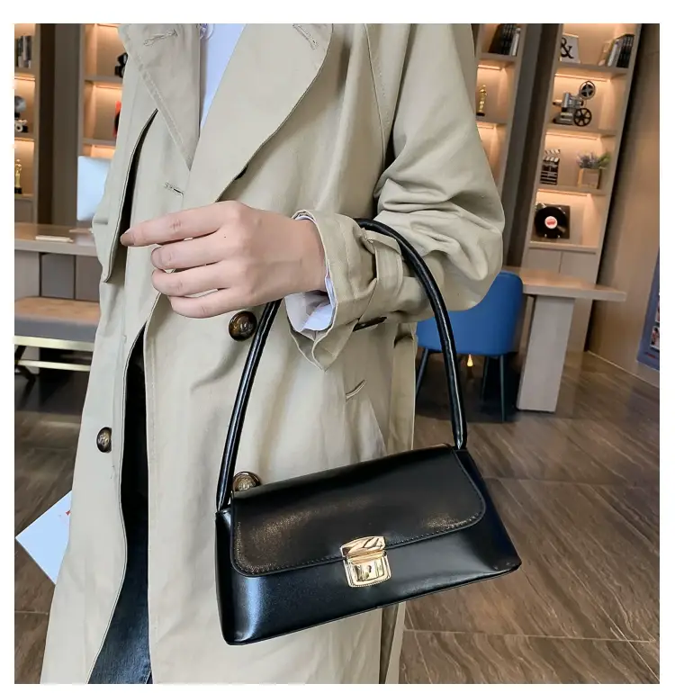 Black Korean Style Women's Shoulder Bag with Gold Clasp — feature 50