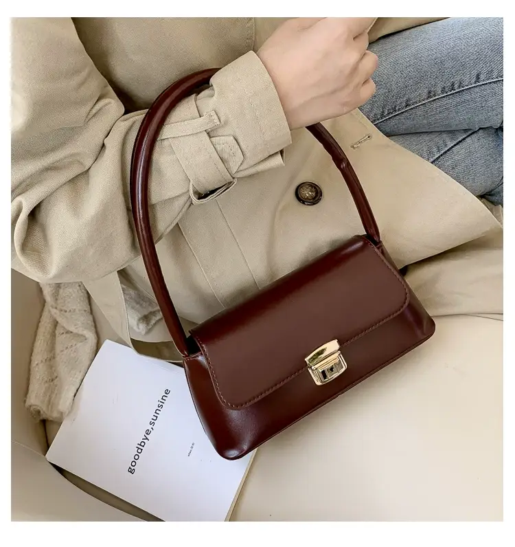 Black Korean Style Women's Shoulder Bag with Gold Clasp — feature 66