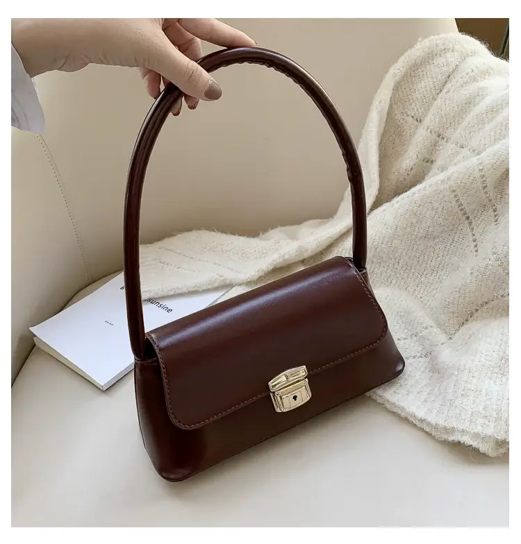Black Korean Style Women's Shoulder Bag with Gold Clasp — feature 70