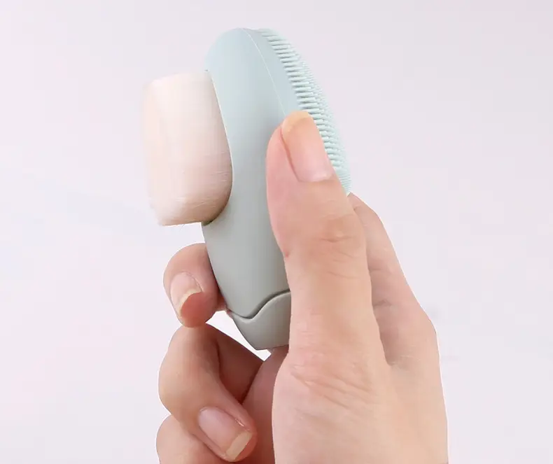 Double-Sided Silicone Face Wash Brush Light Blue β feature 9