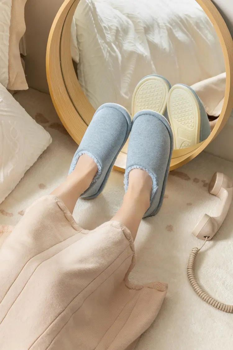 Jingshilu Couple's Autumn and Winter Moon Shoes All-inclusive Warm Mao Mao Shoes Stomp Feeling Thick Sole Household Bag with Cotton Slippers for Women — feature 18