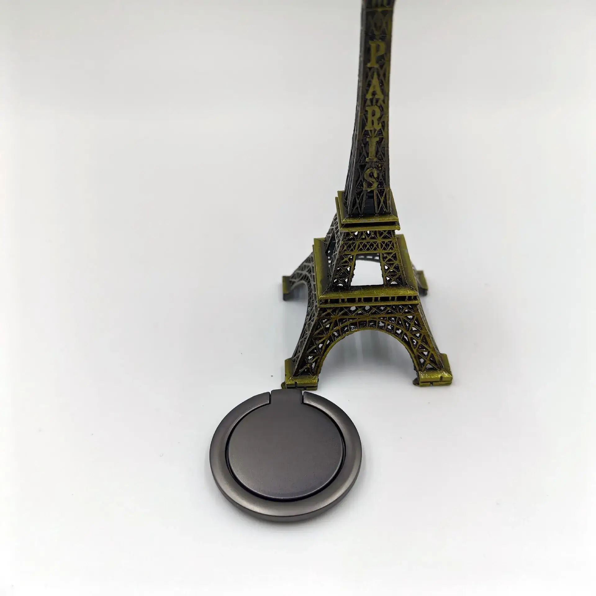 Ultra-Thin Metal Phone Bracket with Eiffel Tower Design - Image 5