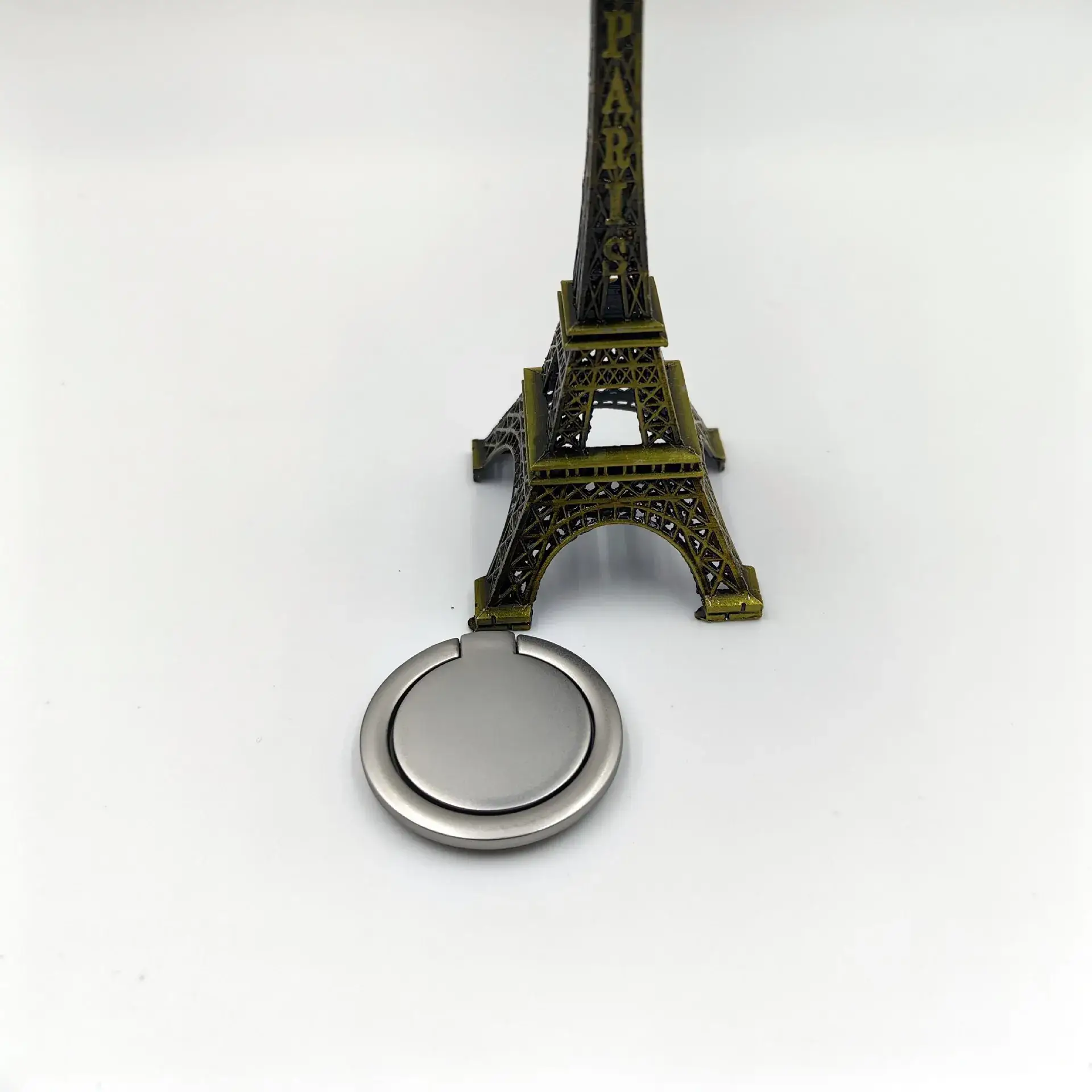 Ultra-Thin Metal Phone Bracket with Eiffel Tower Design - Image 6