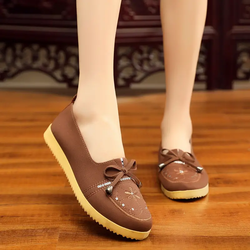 Cross-Border Wholesale New Autumn Old Beijing Cloth Shoes for Middle-Aged and Elderly Mothers Soft Sole Non-Slip Wear-Resistant Slip-On Slip-On Shoes - Image 9