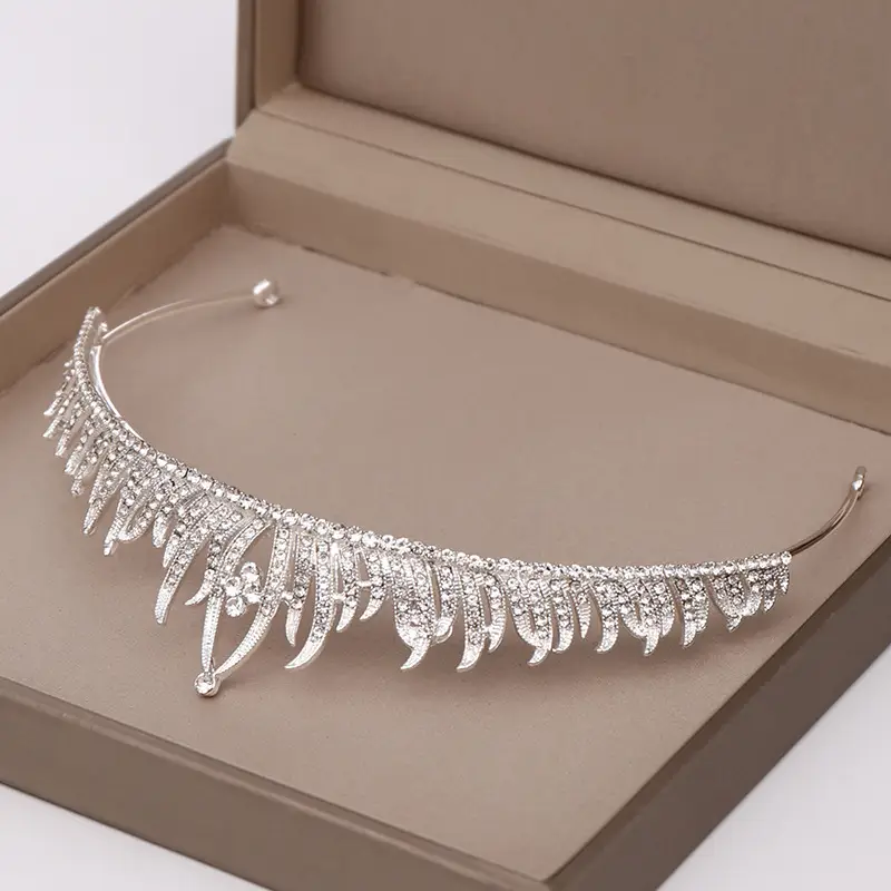 Princess Crown Baroque Headband for Girls 2025 — feature 13