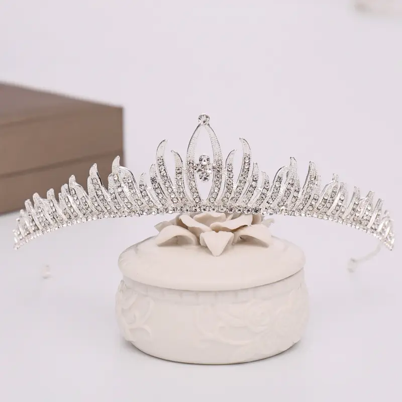 Princess Crown Baroque Headband for Girls 2025 — feature 16